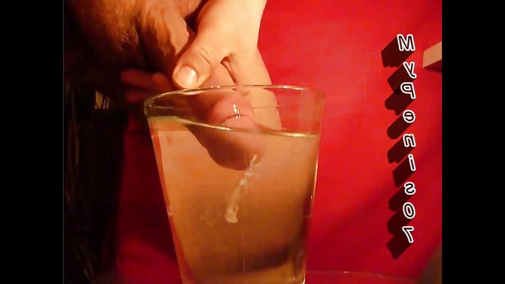 6P Im Wasser Abgespritzt - Underwater Cumshot