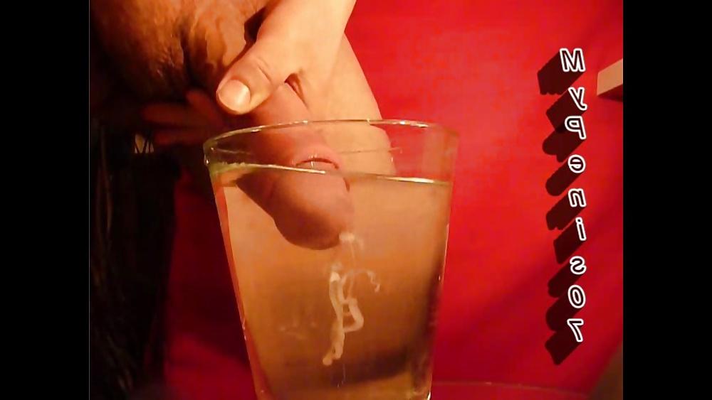6P Im Wasser Abgespritzt - Underwater Cumshot