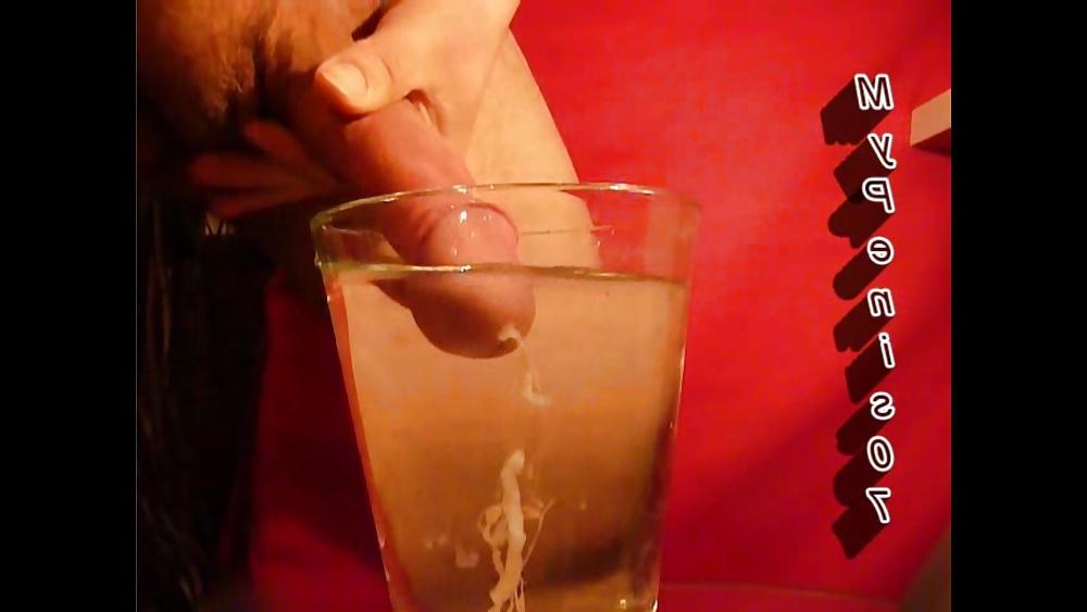 6P Im Wasser Abgespritzt - Underwater Cumshot