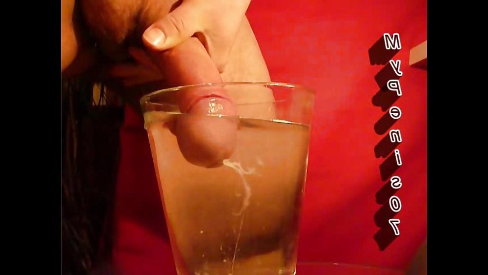 6P Im Wasser Abgespritzt - Underwater Cumshot