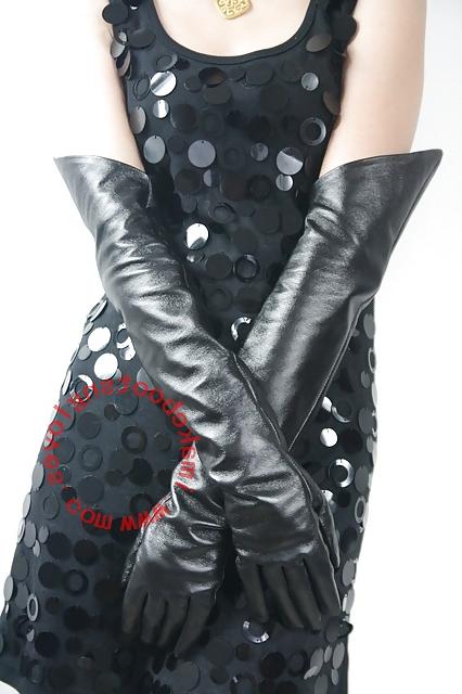 25P Asian girls in leather.