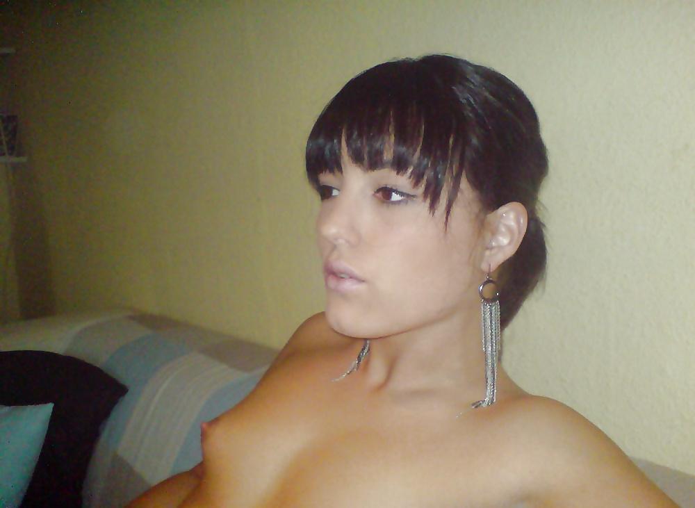 25P Daniela in pink underwear