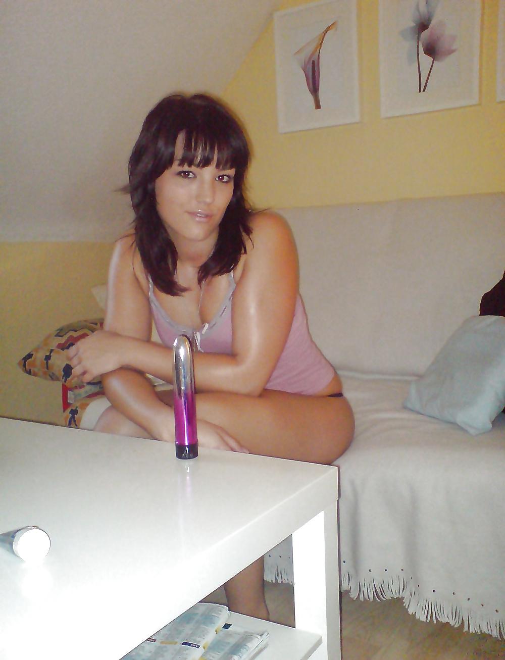 25P Daniela in pink underwear