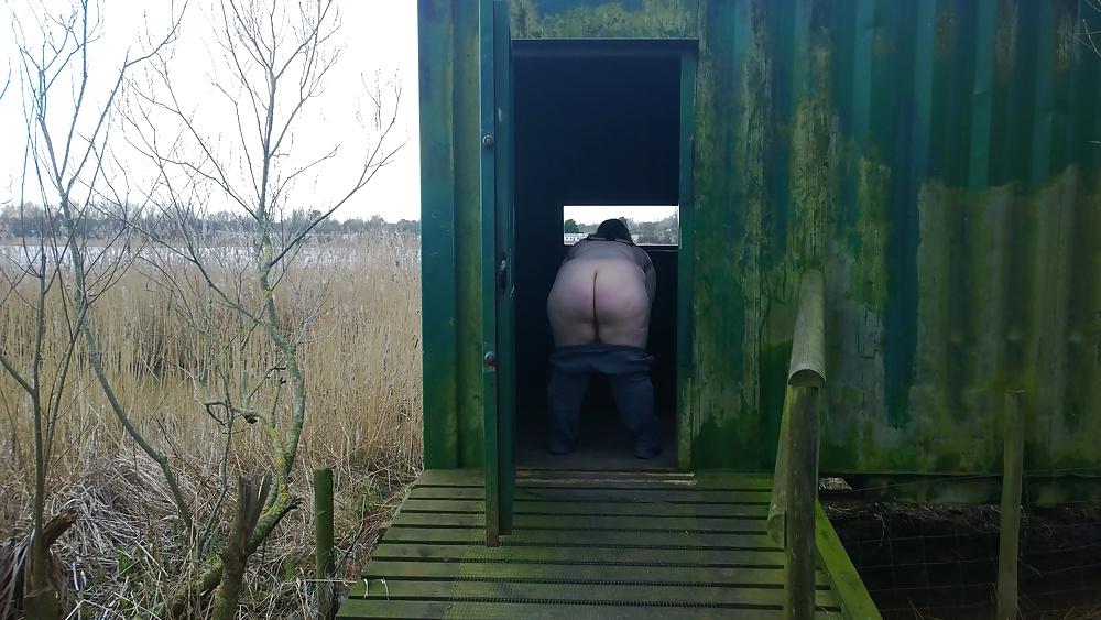 25P Tim Tess 15 Hairy BBW goes Bird watching