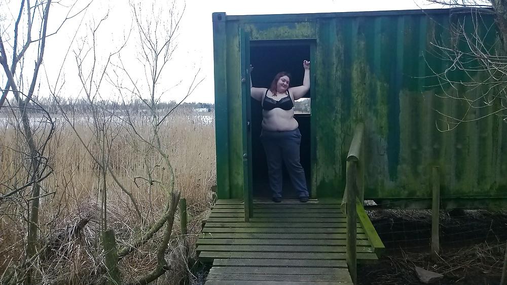 25P Tim Tess 15 Hairy BBW goes Bird watching