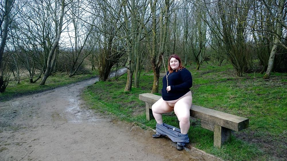 25P Tim Tess 15 Hairy BBW goes Bird watching