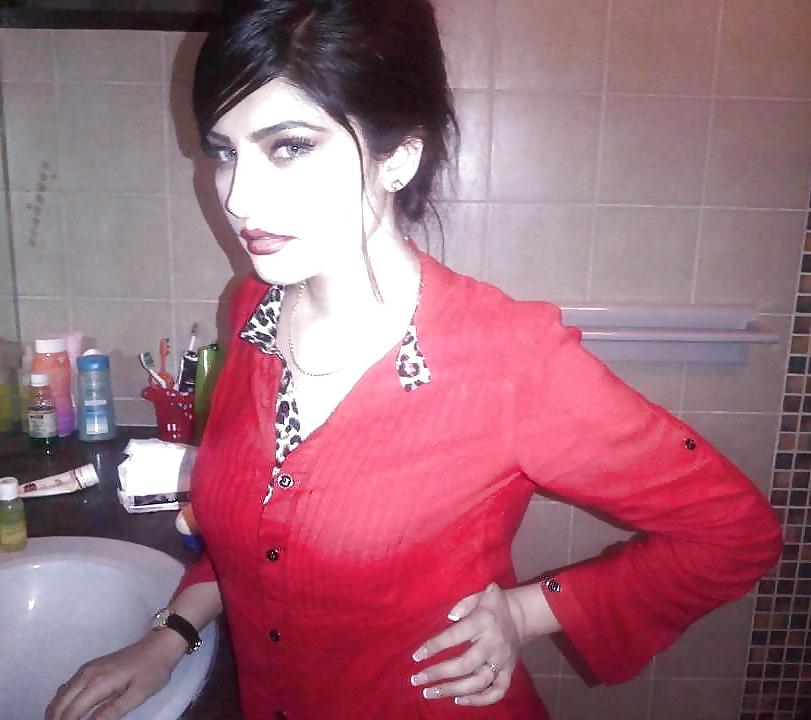 25P Arab-Turkish HOT ASS