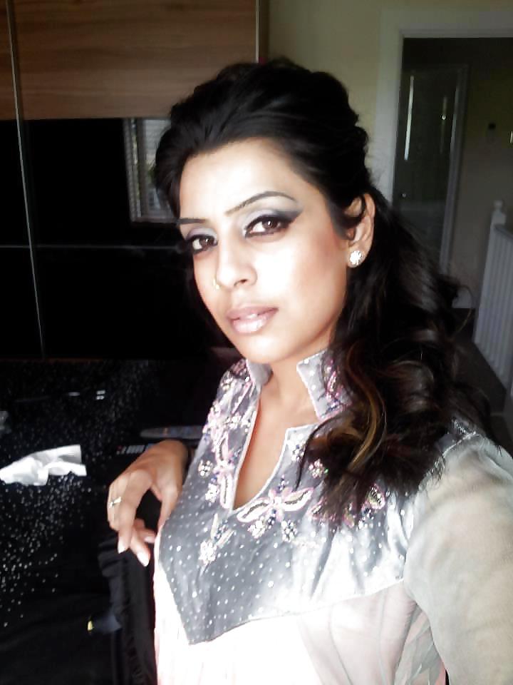 25P Arab-Turkish HOT ASS