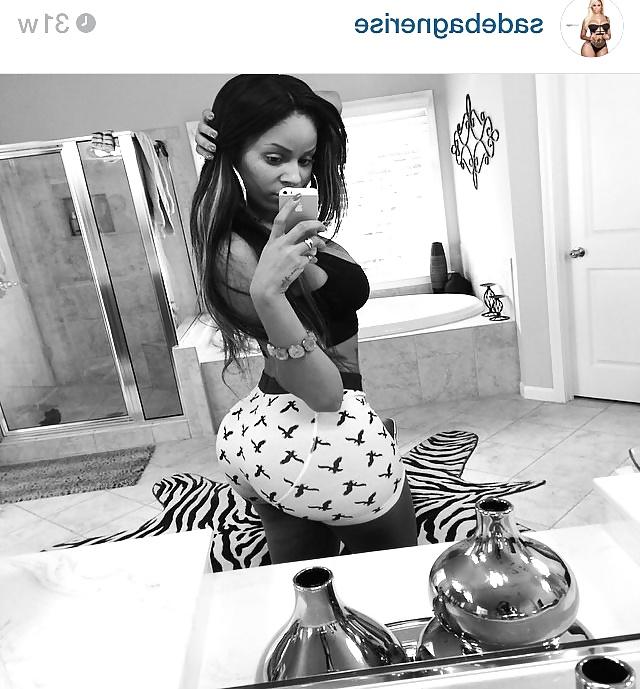 25P Thick black chocolate big booty 3