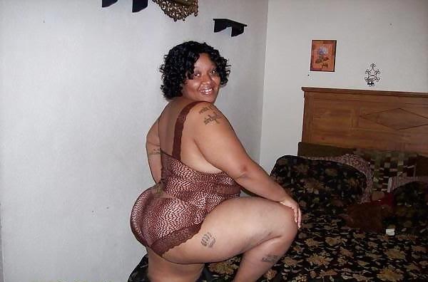 20P ALL KINDS OF BLACK MATURES PT.68