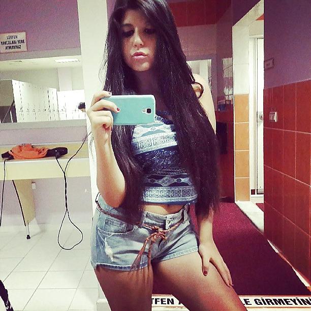 18P Turkish Big Tits (Sevval Duru)