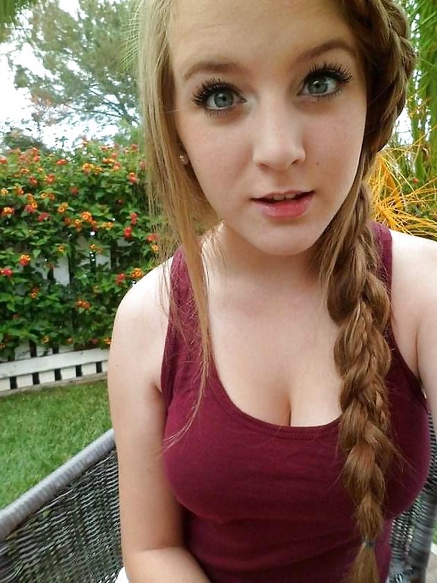 25P Cleavage & Stuff..