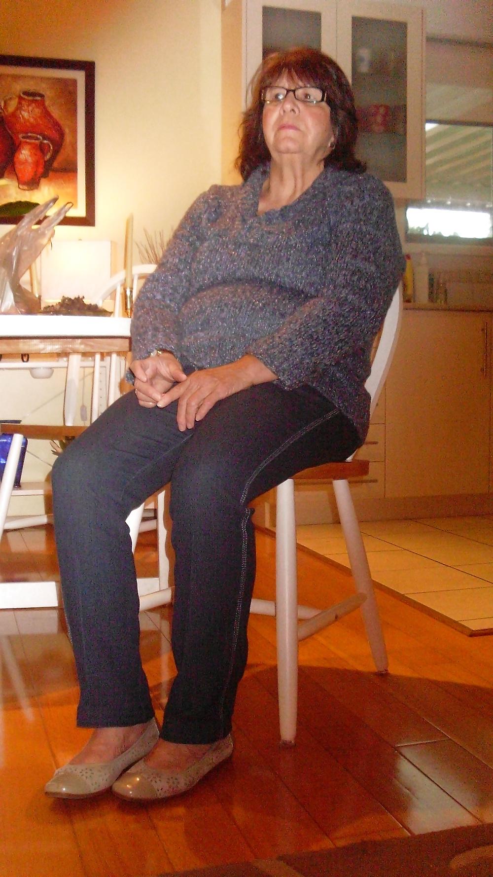7P Ugly whore wife