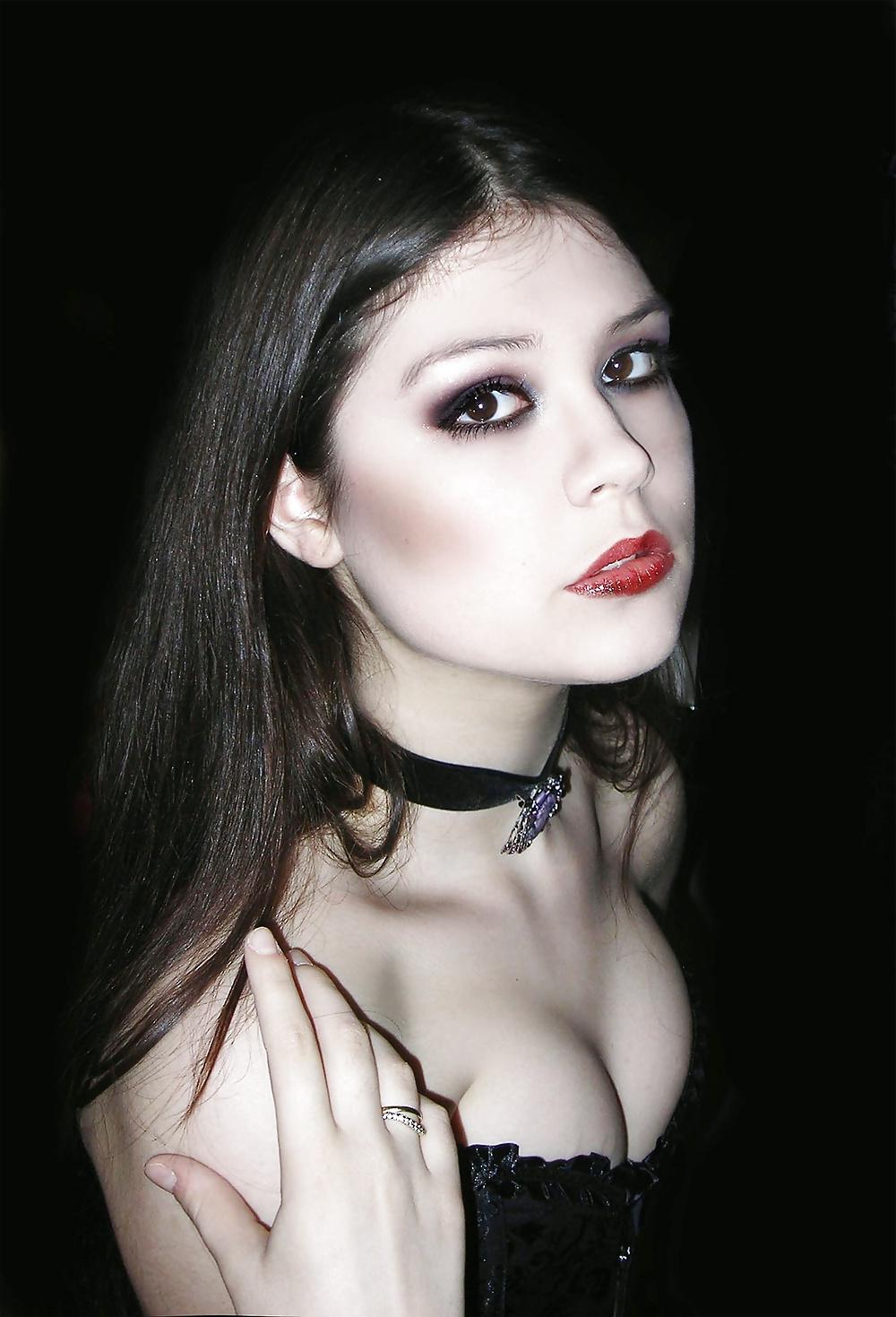 25P Gothic X
