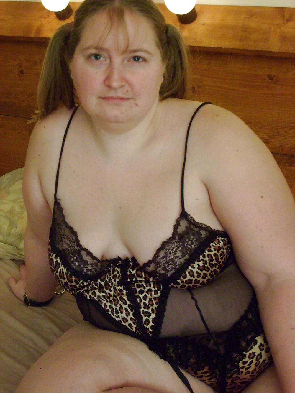 25P BBW Cutie in leopard print lingerie