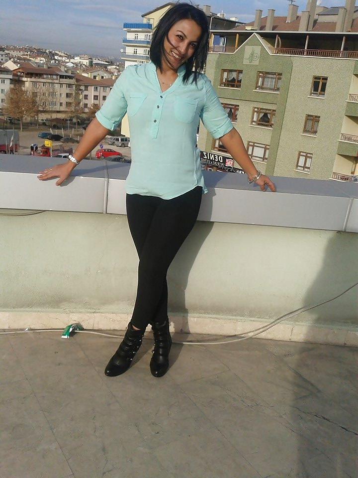 25P Turkish Girl Duygu
