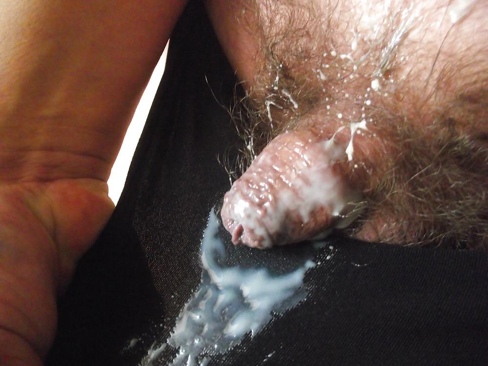 12P Ejaculation dans la culotte       Cumshots in the panties