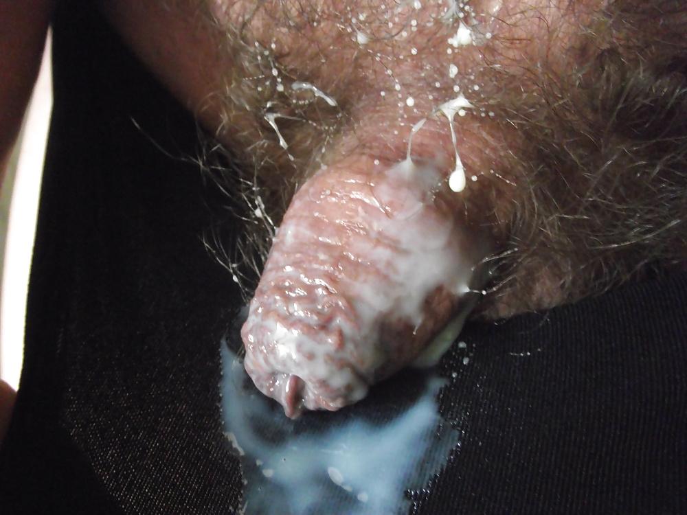 12P Ejaculation dans la culotte       Cumshots in the panties