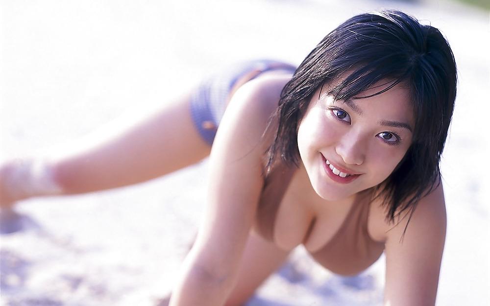 25P Sexy non nude asian girls