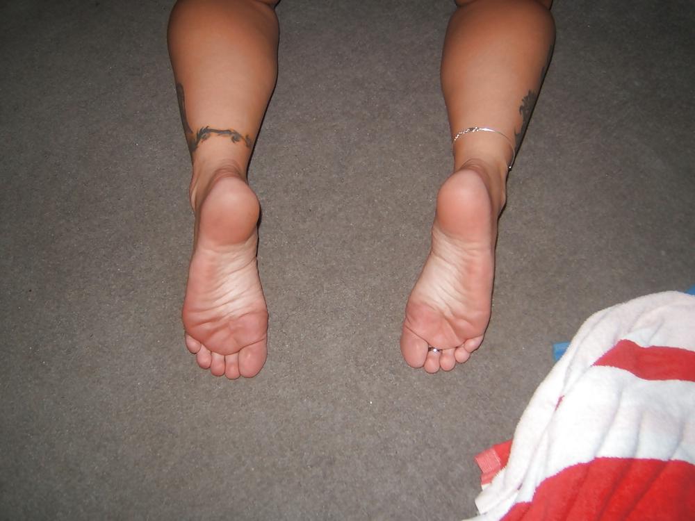 10P Angel Feet