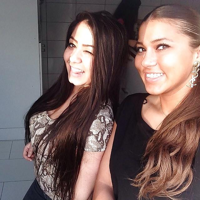 25P Turkish horny girls