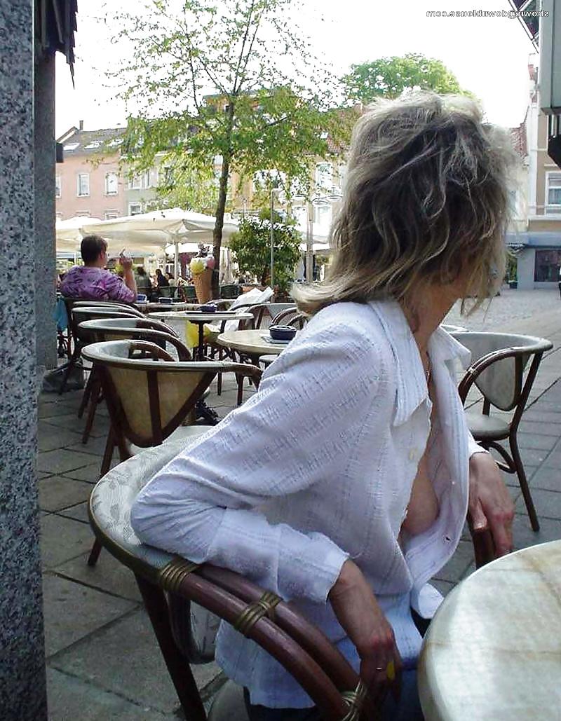 25P Braless in public (do they think well notice?)