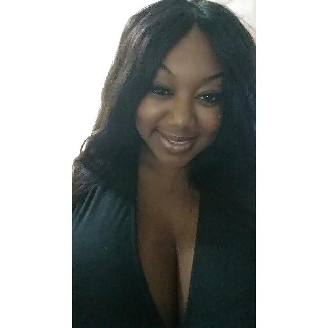 25P Poetry T - Gigantic Black Tits