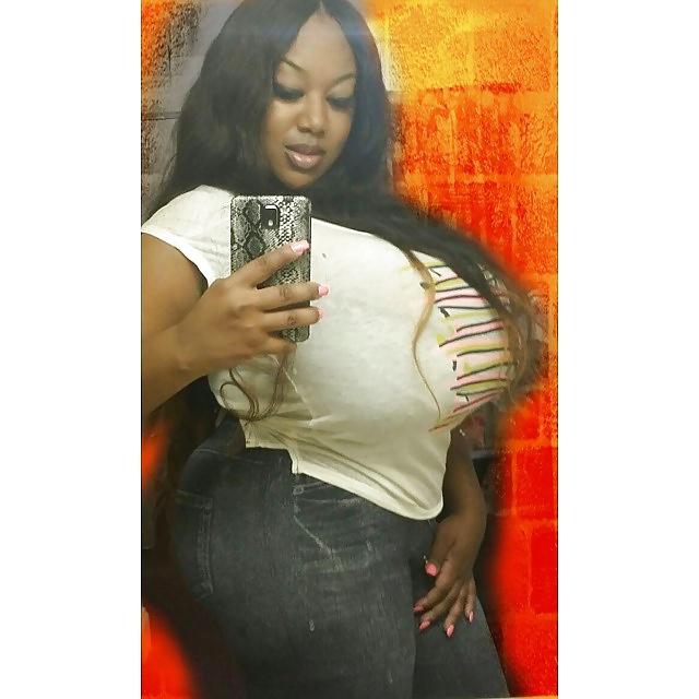 25P Poetry T - Gigantic Black Tits