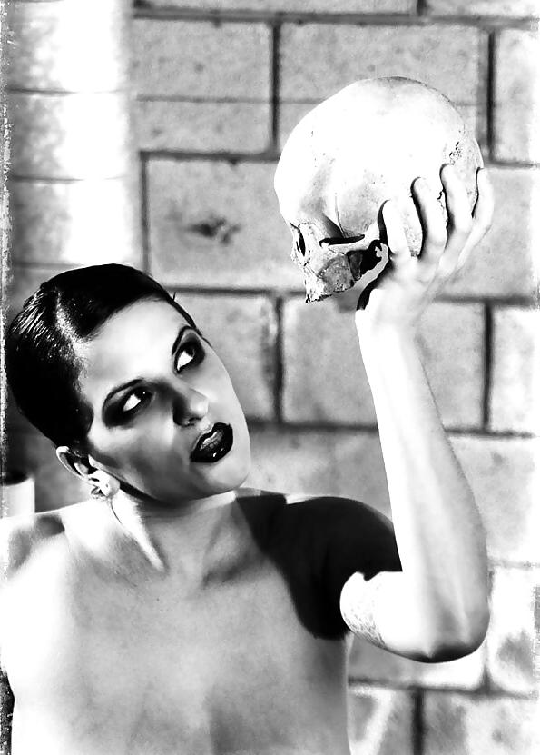 25P My Dark Lezdom Images