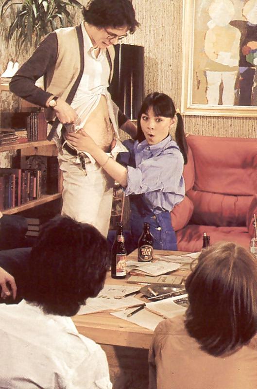 25P Vintage Euro-Asian Teen Model Anne