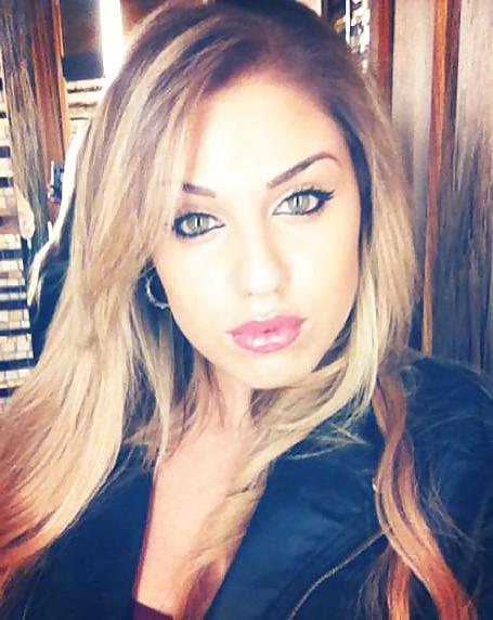 24P Gorgeous Sexy HOT Iranian Babe