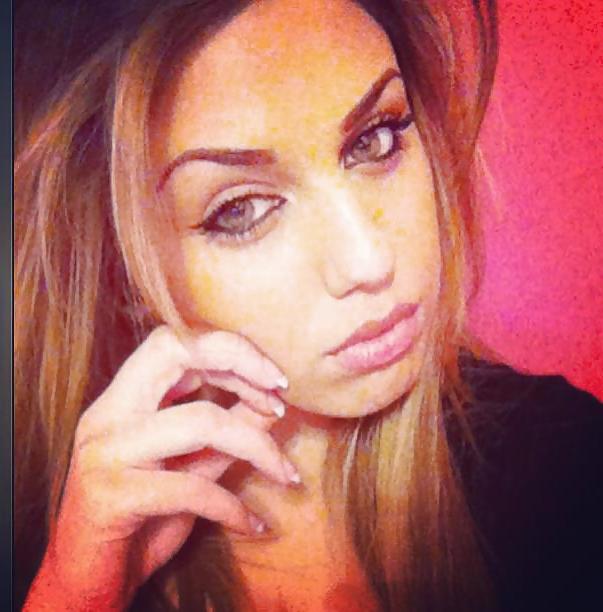24P Gorgeous Sexy HOT Iranian Babe