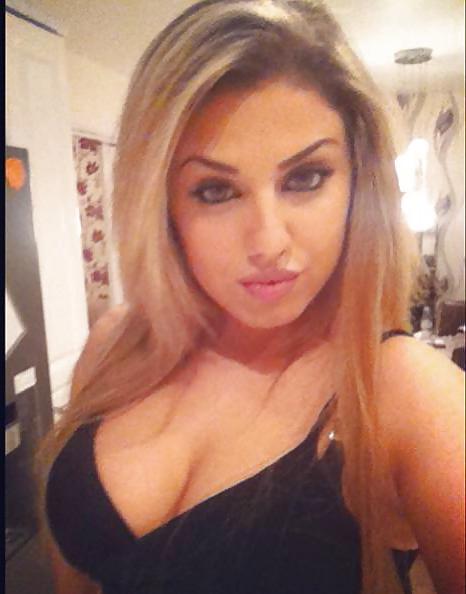 24P Gorgeous Sexy HOT Iranian Babe