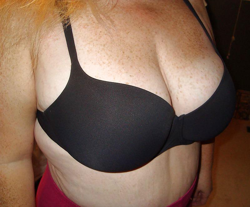6P My BBW Cleavage