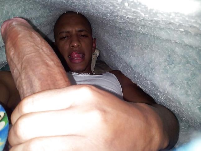 24P Black men stud