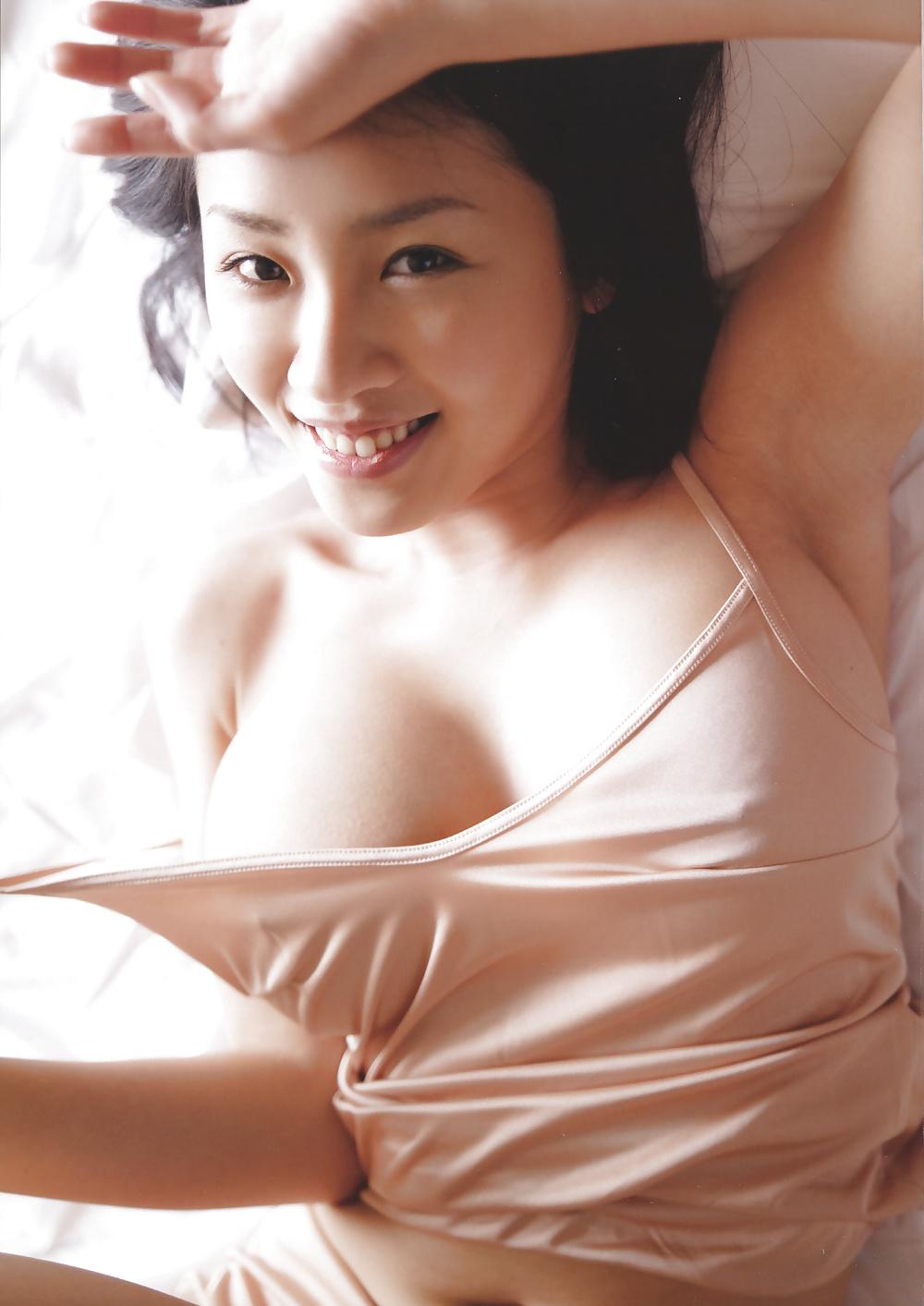 25P Asian hairy 4