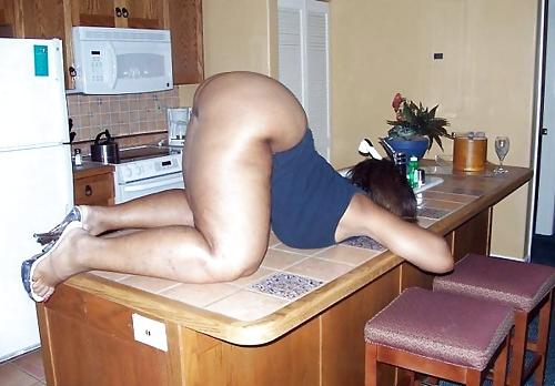 8P ITS JUST SUMTHIN ABOUT ASS IN THE KITCHEN VOL.7