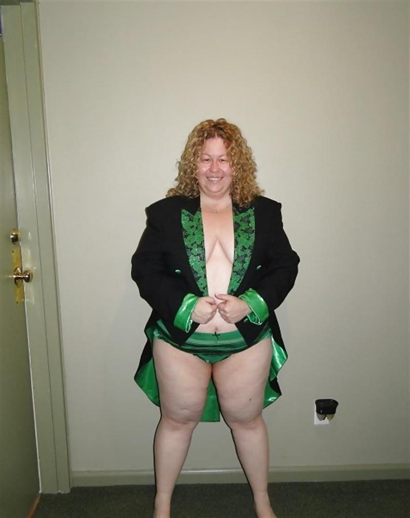 25P Gorgeous BBW! (Mature Edition)
