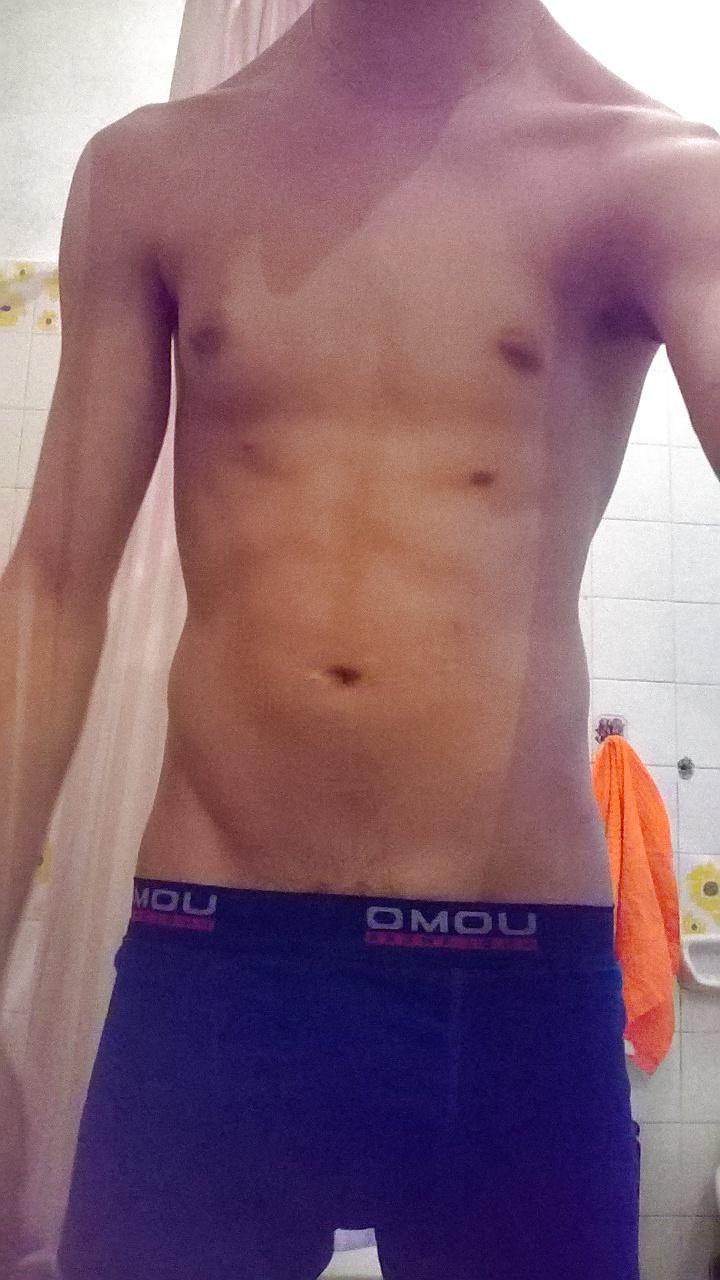 12P Horny twink :P