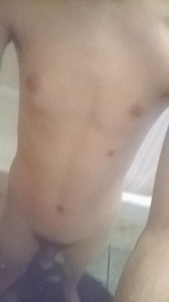 12P Horny twink :P