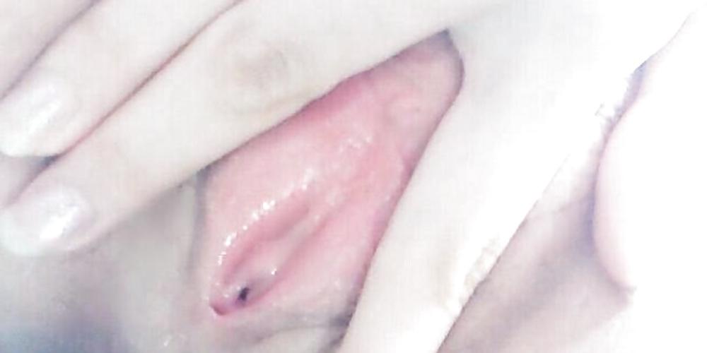 10P Korean girl nude pics