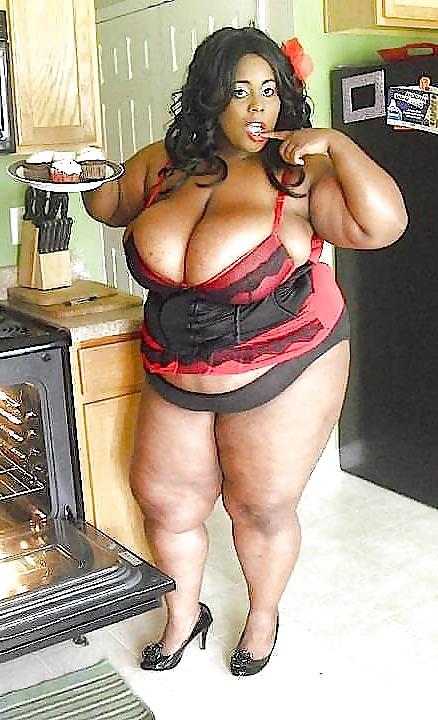20P Ebony-Latina-Asian BBWs: League Of Extraordinary Women #22