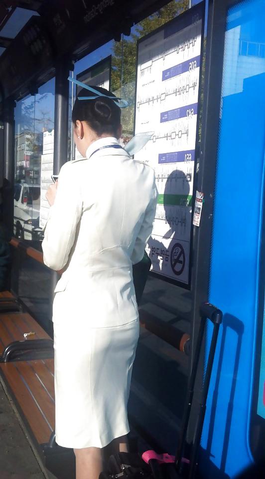 25P Korean air hostess in public