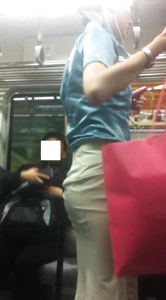 25P Korean air hostess in public