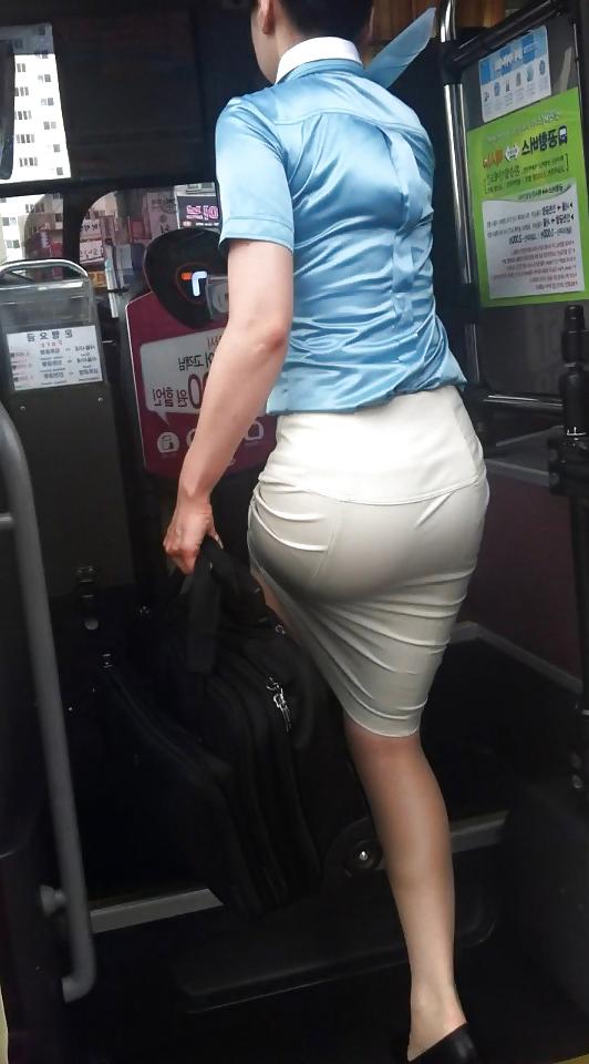 25P Korean air hostess in public