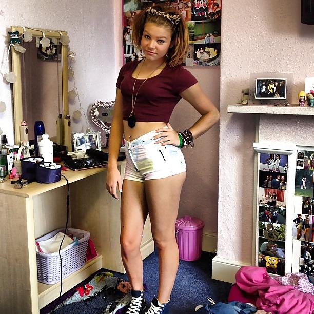 10P Filthy British slags! part 1