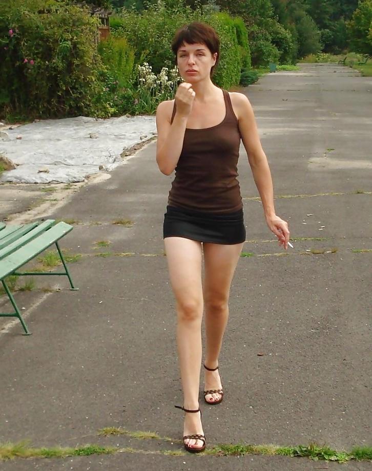 25P MADAME LIKES TOBE IN THE NATURE