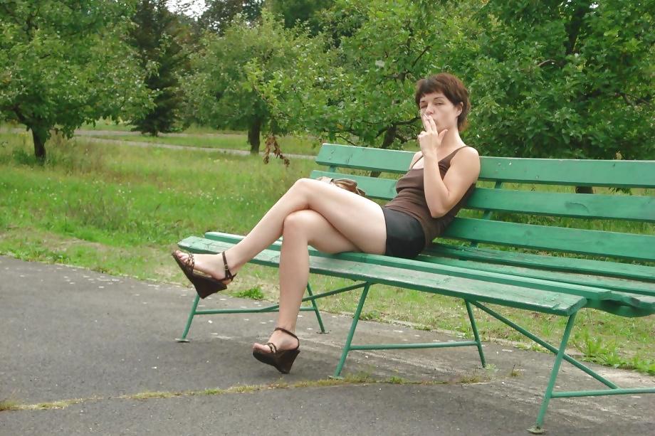 25P MADAME LIKES TOBE IN THE NATURE