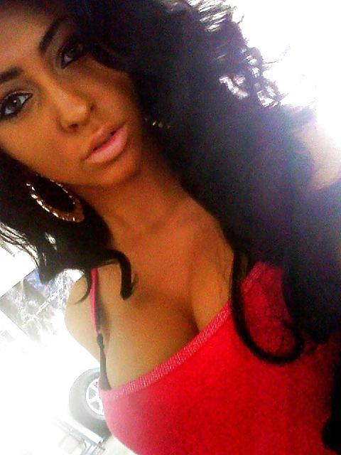 25P UK Bust British big tit mixed race slut