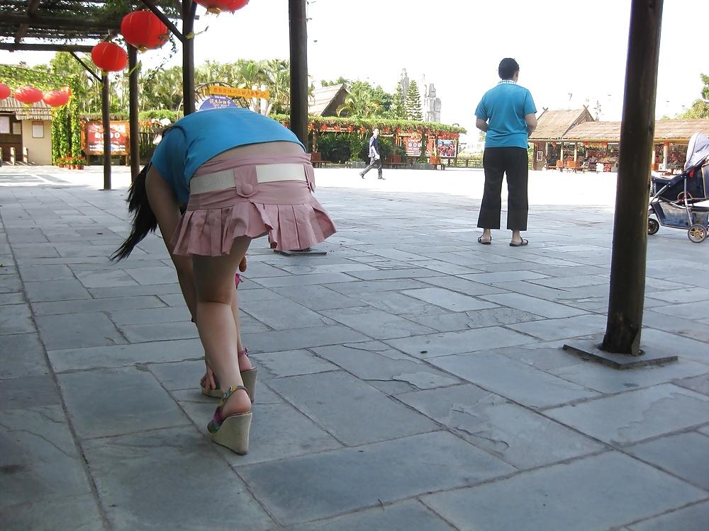25P Korean Slut in public